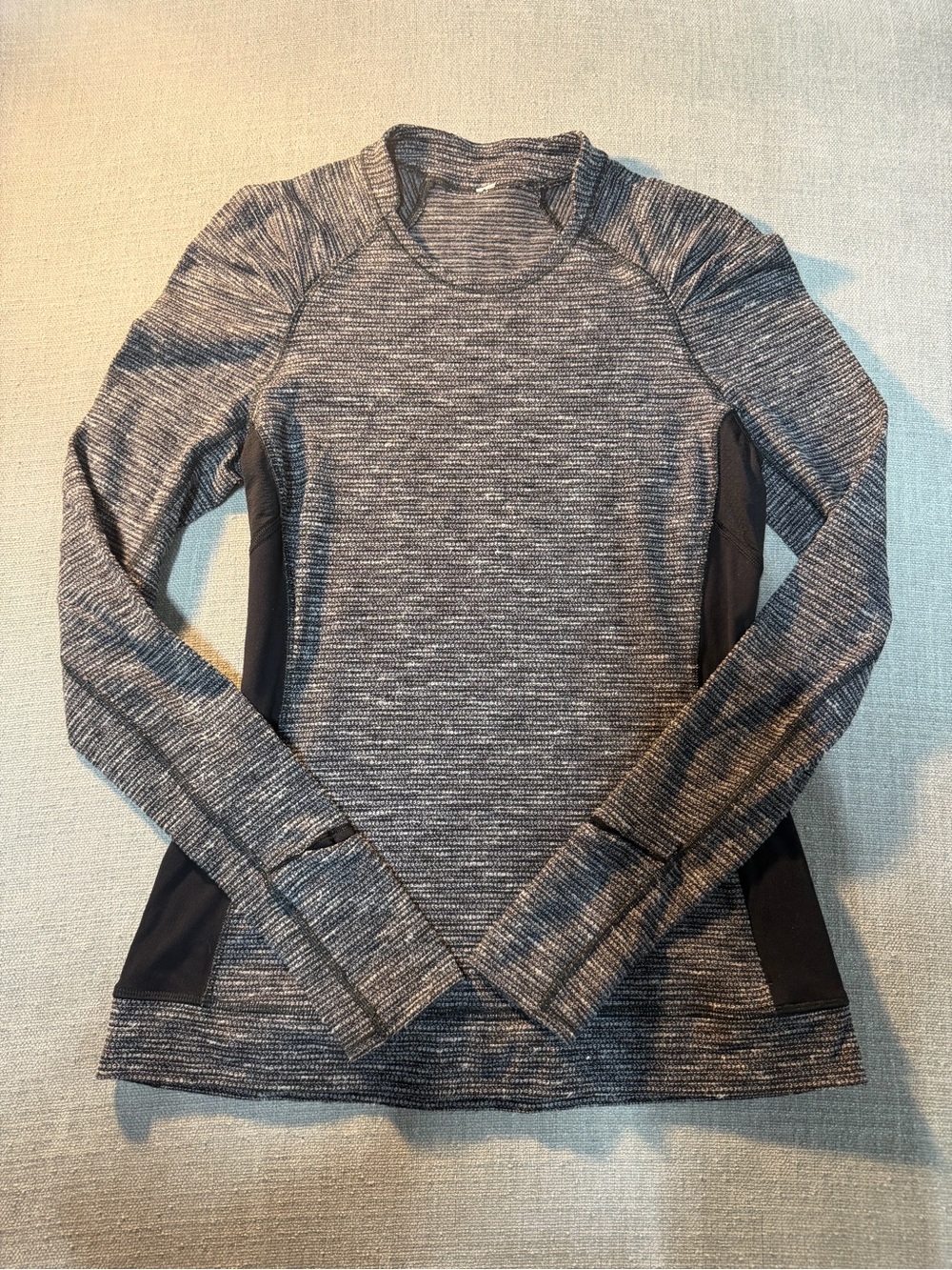 lululemon athletica Heathered Gray Long-Sleeve Performance Top